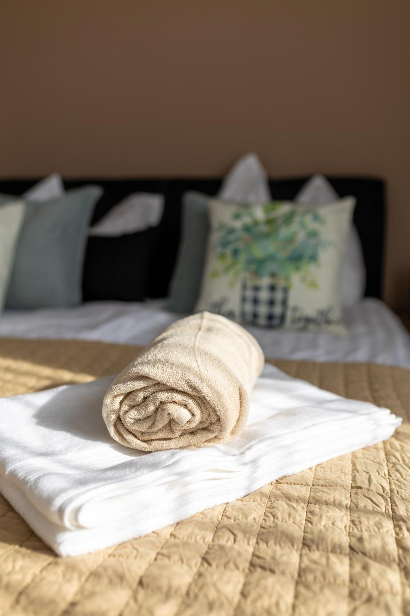 Hellowine Apartman II Eger Zewnętrze zdjęcie
